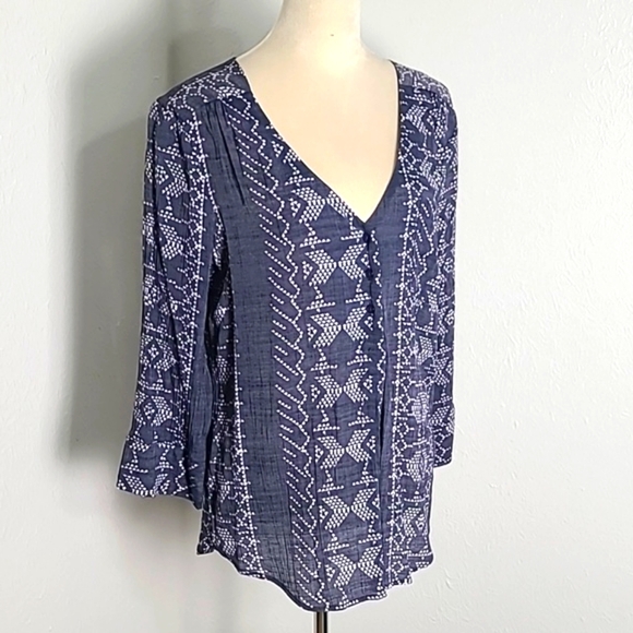 Fred David Blue & White Patterned Top, Size XL - Picture 2 of 12